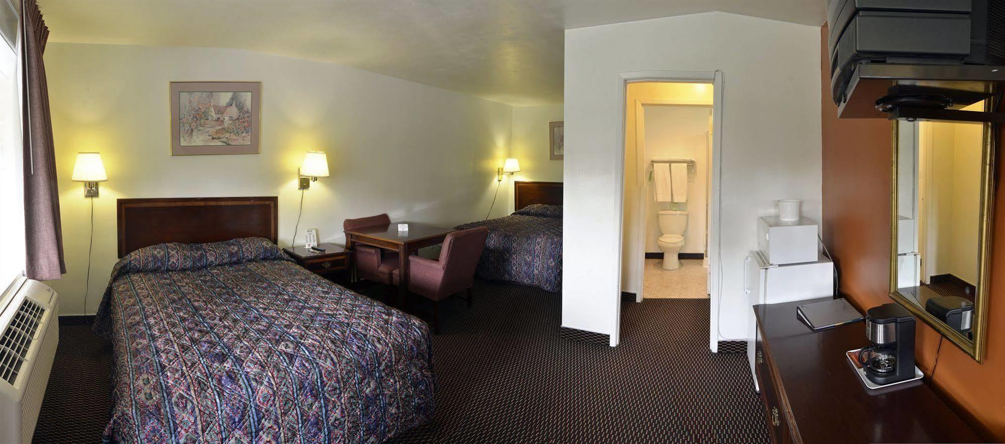 Rodeway Inn & Suites Pendleton Ngoại thất bức ảnh